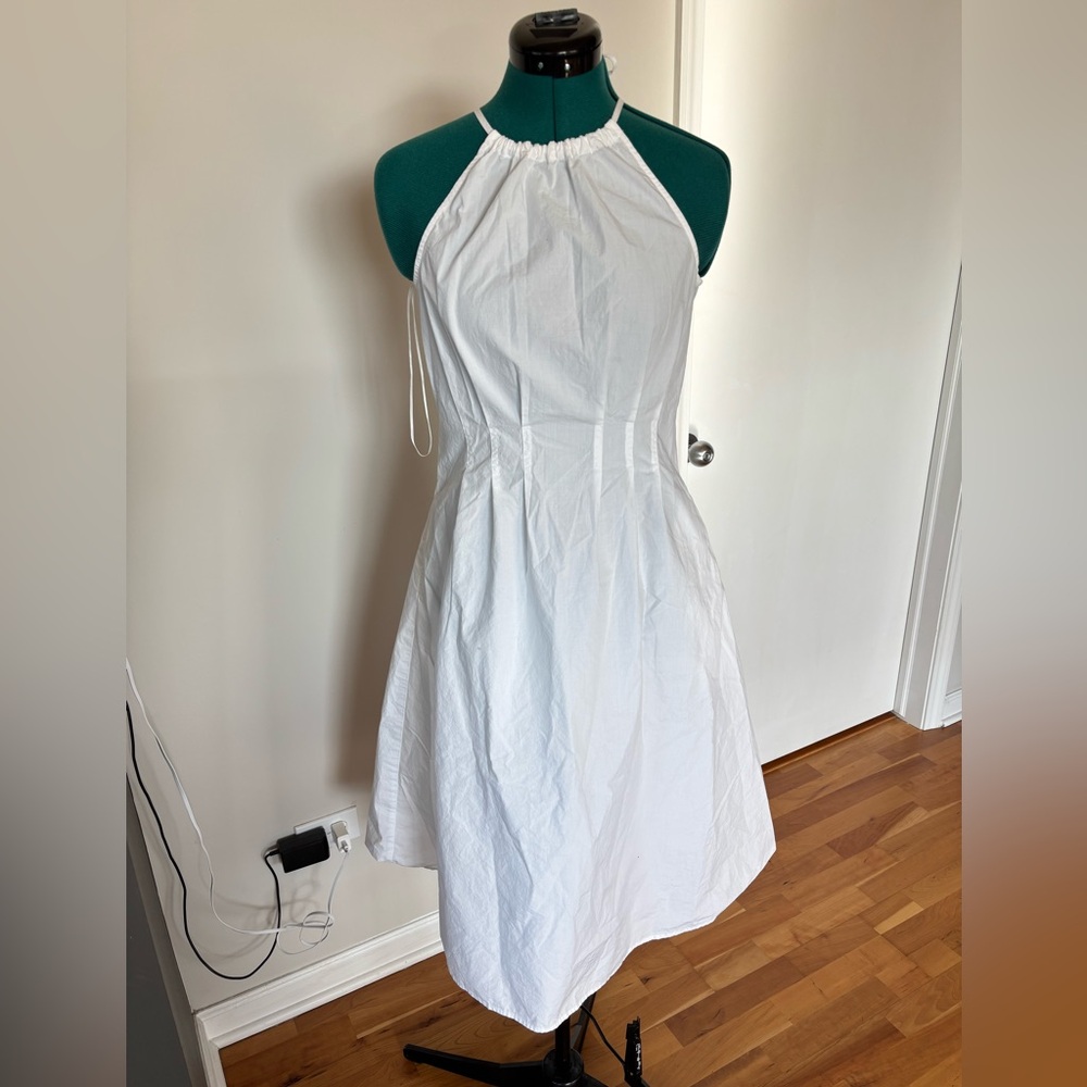 Banana Republic Pure White Cotton fitted flare halter tie neck dress, size 0